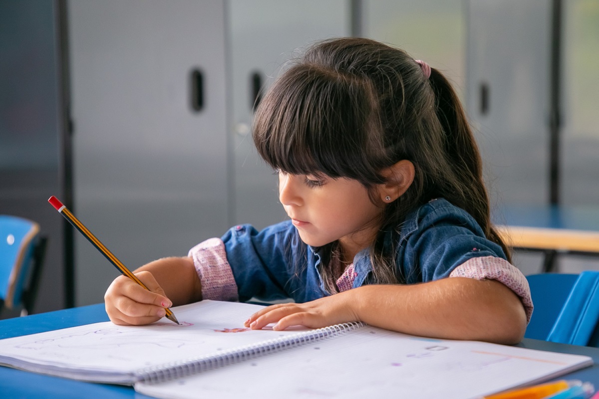 Como ajudar as crianças a terem mais foco nos estudos?