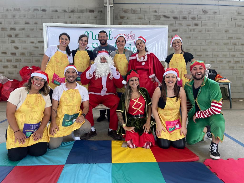 Projeto de sustentabilidade Natal Solidário Unimed proporciona a mais de 250 crianças de escola de Farroupilha uma tarde feliz e repleta de brinquedos, brincadeiras e delícias